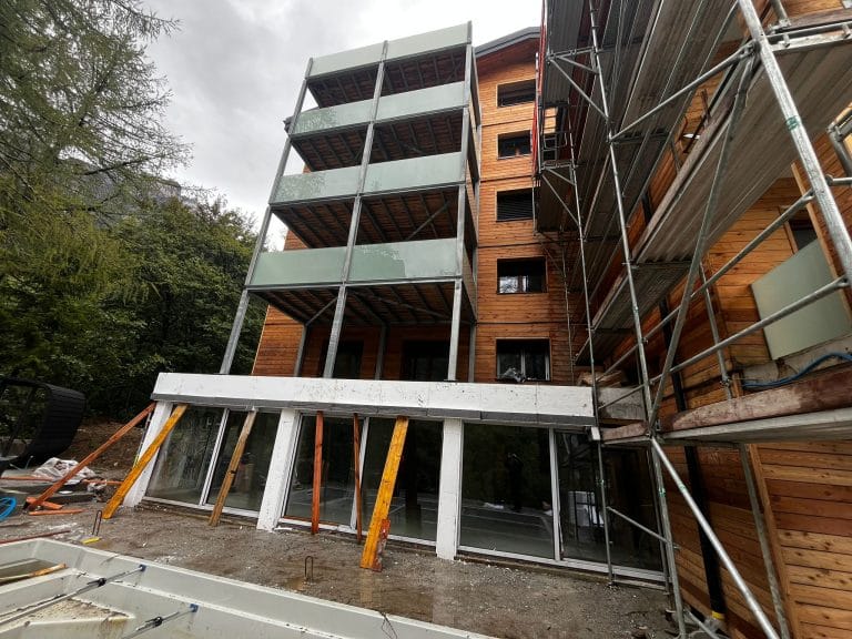 Hubel Leukerbad by Excelion